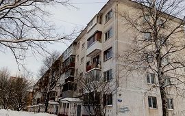 Очистка кровли от снежных навесов и наледи