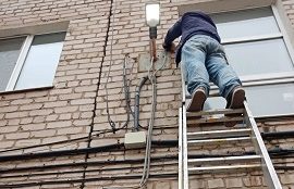 Восстановление уличного освещения дома по адресу ул. Дружбы, 25