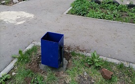Установка мусорных урн на придомовых территориях