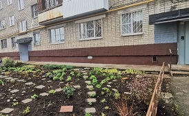 Окрашивание цоколя дома по адресу ул. Макаренко, 8