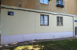 Закрашивание граффити на домах
