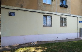 Закрашивание граффити на домах