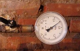 Слесарно-сантехнические работы на домах