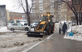 Механизированная уборка снега на придомовых территориях