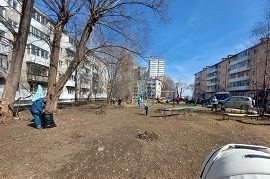 Уборка придомовой территории по адресу ул. Старцева, 35