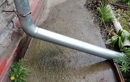 Ремонт водосточных труб в доме по адресу ул. Тургенева, 18/3