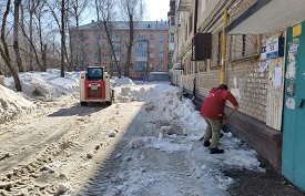 Механизированная уборка придомовых территорий